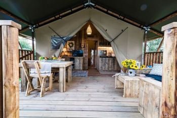 <a href=?glamping,74>P 1 - Weingut bei Populonia "Glamping" :<br /> luxuriöses Zelten am Golf von Baratti</a>